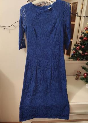 Гепюровое приталенное синее платье10 фото
