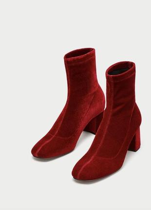 Велюровые ботинки zara, бордового цвета3 фото