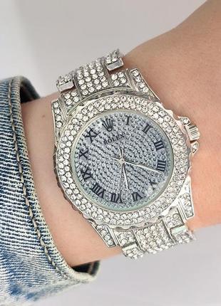 Стильний жіночий наручний годинник на сталевому браслеті, весь в камінцях, сріблясті2 фото