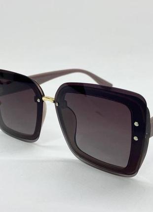 Cолнцезащитные очки женские прямоугольные с поляризацией безободковые пудра2 фото