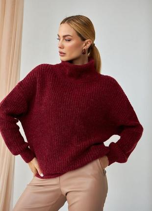 Женский теплый шерстяной вязанный свитер с воротом стойкой цвета марсала. модель 2523