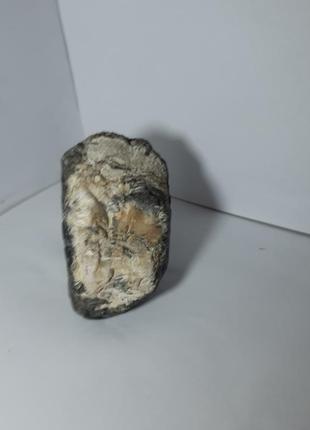 Сувенир камень с гравировкой7 фото