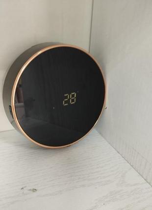 Б/у сенсорный настенный дозатор для мыла