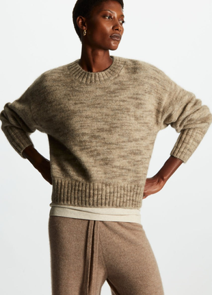 Стильний вовняний светр від cos. оригінал із іспанії