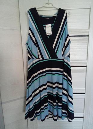 Брендовое новое красивое платье р.22-24.
