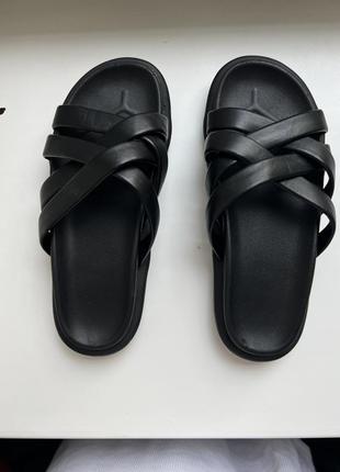 Тапочки босоножки