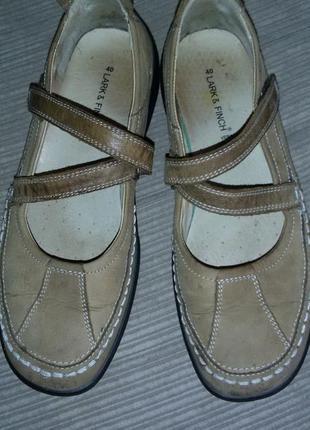 Lark and finch shoes price best sale