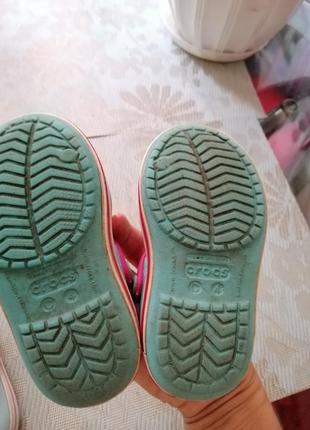 Crocs 5