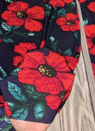 Тонкие брюки кюлоты в красные цветы tu #4655 фото