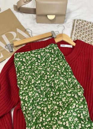 Нова спідниця з драпіруванням у квітковий принт zara6 фото