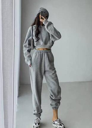 Костюм с укороченной кофтой👍