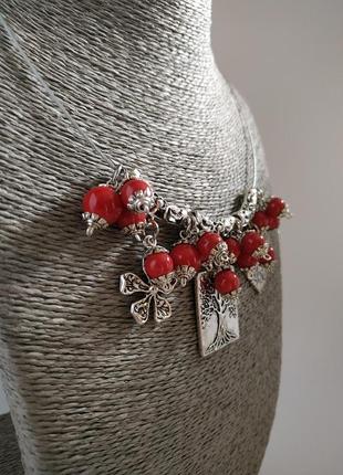 Ожерелье ручной работы "красные ягоды" и серьги в подарок4 фото
