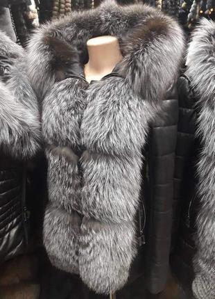 Роскошная кожаная куртка с мехом чернобурки2 фото