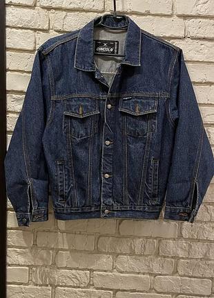 Винтажная джинсовая куртка