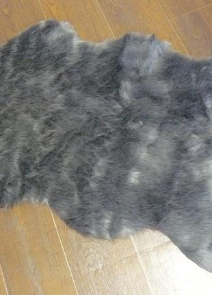 Коврик шкура серая