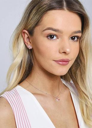 Нежные перламутровые сердечки серьги с камушками vivienne westwood
