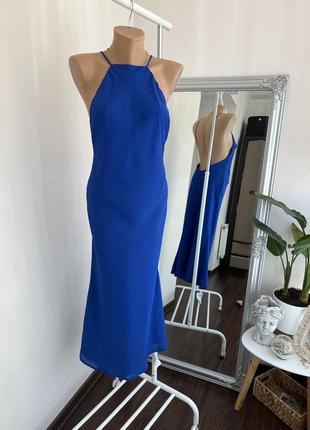 Сукня з ідеальною спинкою