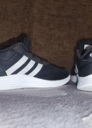 Кроссовки adidas2 фото