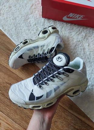 Nike tn dollar sale