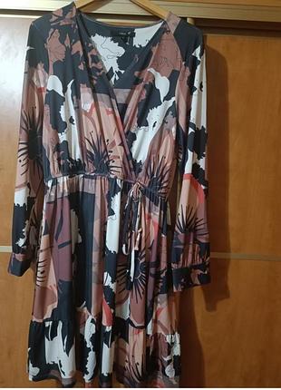 Шикарное платье