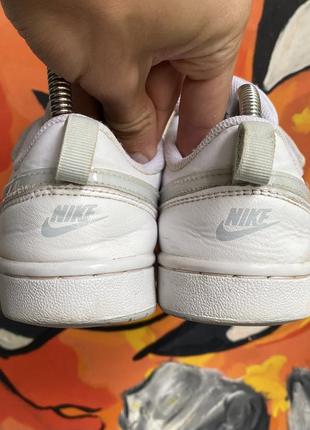 Nike кросовки 35 размер кожание белие оригинал хорошие6 фото
