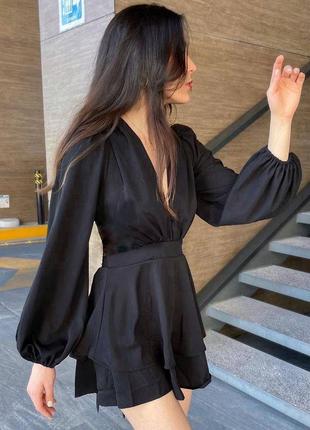 Комбинезон женский черный однотонный на длинный рукав с вырезом в зоне декольте качественный стильный