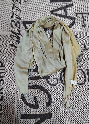 Красивый двухцветный шарф палантин с бахромой от aker