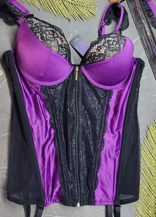 Корсет и стринги англия lovehoney2 фото