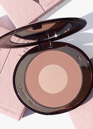 Сухі рожеві персикові сяючі рум’яна pillow talk charlotte tilbury cheek to chic blush swish & pop blusher