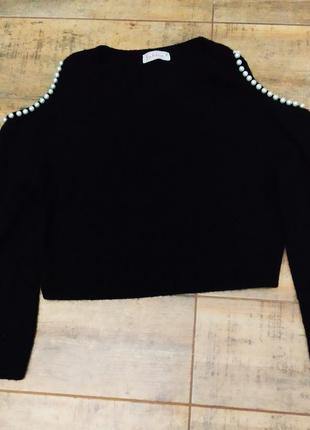 Женский черный свитерок-топ с жемчугом