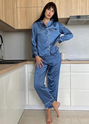 Женская шелковая синяя пижама с брюками