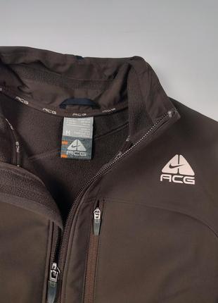 Жіноча куртка софтшел nike acg3 фото