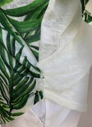 Принтована блуза футбока з тропічним листям5 фото