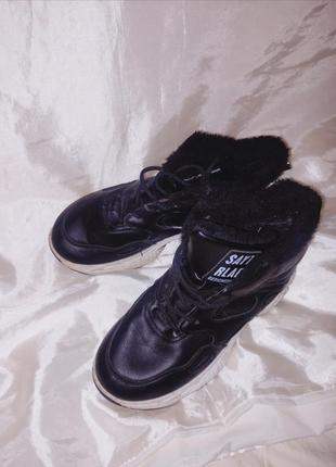 Жіночі зимові чорні кросівки, кросівки жіночі2 фото