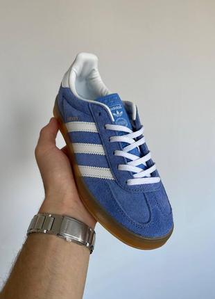 Женские кроссовки адидас газель adidas gazelle indior shoes blue hq87176 фото