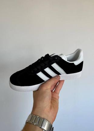 Жіночі кросівки адідас газель чорні з білим adidas gazelle ‘black’ bb54762 фото