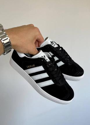 Жіночі кросівки адідас газель чорні з білим adidas gazelle ‘black’ bb54765 фото