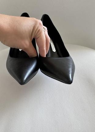 Очень мягкие туфли черные miraton, натуральная кожа8 фото