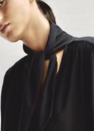Шикарная чёрная блуза с бантом