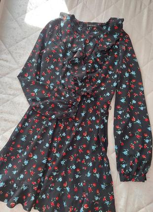 Черное легкое платье с длинным рукавом цветочный принт cameo rose в  стиле bershka zara stradivarius