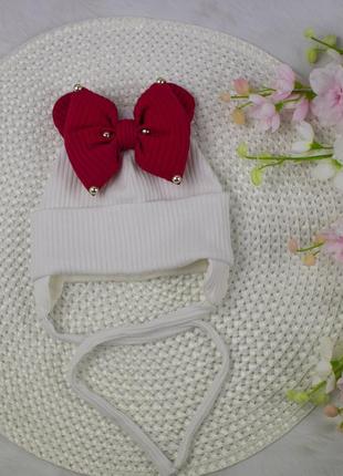 Шапка для новонародженого з бантом та вушками (0-3 міс) біла з червоним