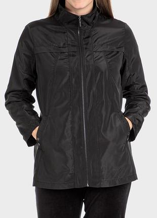 Новая куртка,пиджак,ветровка на молнии punt roma раз.38-40