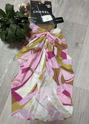 Юбка в стилі кардашян