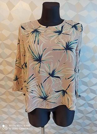 Нежная блузка с ассиметричная низом