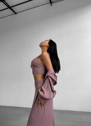 Вязаный костюм тройка топ кардиган и юбка