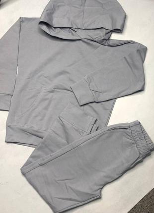 Костюм худі та штани