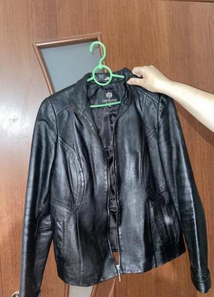 Продам куртку кожаную!