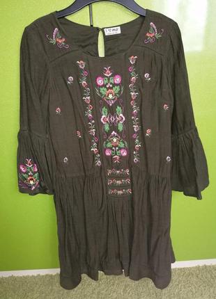 Платье next с вышивкой