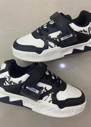 Кросівки 34 розмір- 21 см