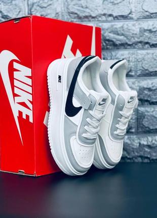 Nike air force 1 кроссовки белые с серыми вставками женские или подростковые размеры 36-413 фото